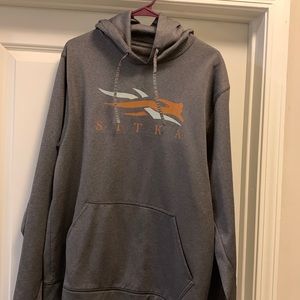 Sitka grey pull over.